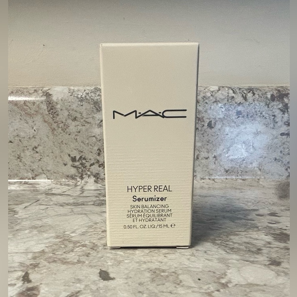 MAC Mini Hyper Real Serumizer Skin Balancing Hydration Serum. NEW! 0.5 oz